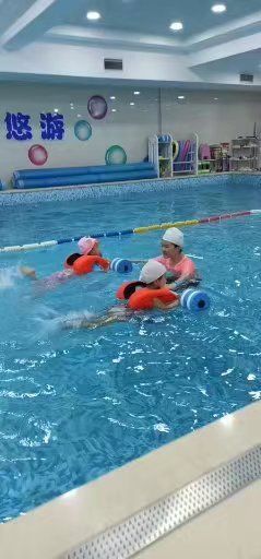 -乐悠游亲子游泳俱乐部