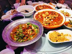 -巴特餐饮6加1音乐餐吧·新疆菜