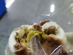 青酱黑胡椒肉肠贝果-DOUBLE HAPPINESS 双喜面包咖啡