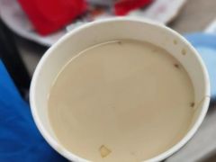 红袍轻乳茶-瑞幸咖啡(绿地新都会9号楼店)