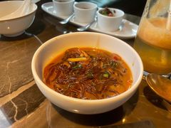 沙蒜烧豆面-新荣记(BFC外滩金融中心店)