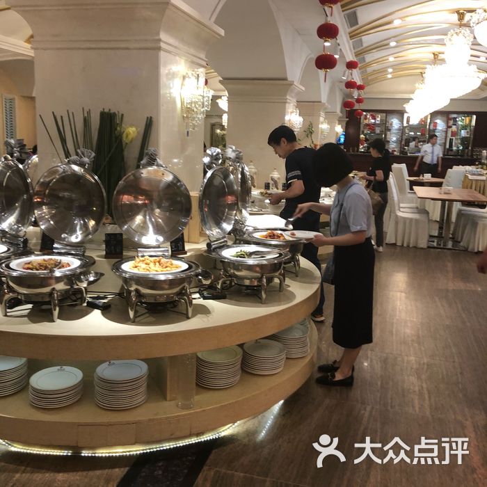 辽宁大厦天然居自助餐
