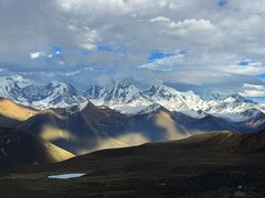 -贡嘎雪山