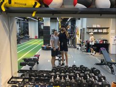-Freedom Fitness私教健身俱乐部(徐虹北路店)