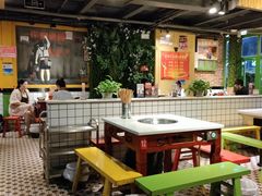 大堂-钢管厂五区小郡肝串串香(奥克斯广场锦城万达店)