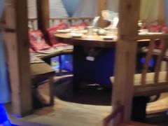 -老牌坊云南鱼豆花火锅(爱建店)