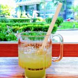 🍃夏日不散场——窗边一杯清风拂过的🍈蜜瓜苏打