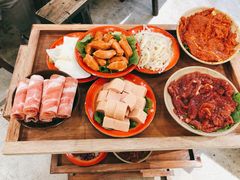 -四小区火锅·巷子里的重庆火锅(花照壁店)
