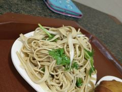 -Mlamber麦泊尔兰州牛肉面