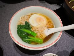 -虹潮荟·餐桌上的美食地理(太阳宫店)