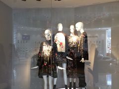 -ZARA(世贸天阶店)