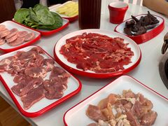-毛辣果·贵州红酸汤牛肉火锅(西单店)