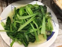 鸡毛菜-十面欢腾·海鲜面·台式Bistro(长乐路店)