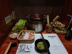 -独食火锅·半米屋台(直营总店)