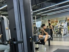 -超鹿运动(五四路恒力城店)