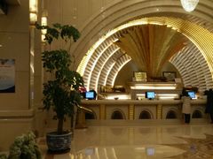 -碧中海汤泉汗蒸酒店