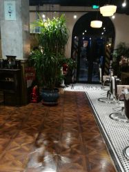 -TWOFACE 双面理发馆