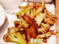 -老乡鸡(上海白玉兰广场店)