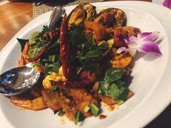 -Chom Cafe and Restaurant