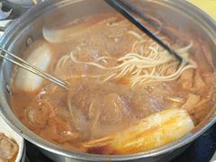 -罗二娘·鲜切牛自助火锅(罗湖东门步行街店)