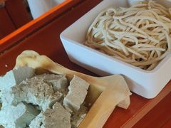 -老员外骨汤火锅(海州古城店)