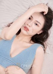 -onlygirl摄影美学馆高端定制(江滩店)