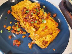 石屏豆腐-半山腰·云南菜(侨福芳草地店)