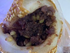 -白玉兰食品甜凤店(合生汇店)