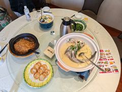 -湘知湘味(岳麓山店)