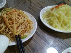 -陇上全荟兰州传统牛肉面(延吉路店)