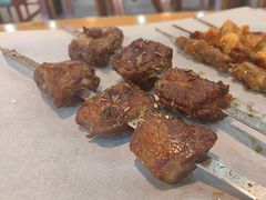 -亿牌牌东北烧烤(怀特店)