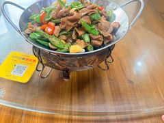-芦茨金富饭庄·25年老字号·专做稻草鸡