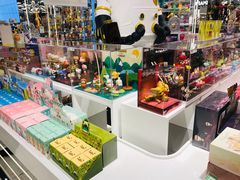 -泡泡玛特POPMART(侨福芳草地店)
