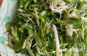 Green Pepper and Scallion Strips