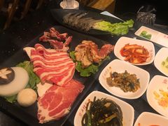 -木槿花韩式炭烤·熟成肉工坊(孙文东路店)