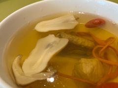 -湖影中餐厅·南京金茂威斯汀大酒店