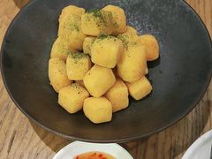 海苔黄金一口酥豆腐-粤集·手工粤菜(皇庭广场店)