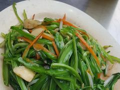 -明记烧鱼美味店