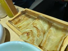 招牌奶香饼-关东小磨东北菜(上海长风大悦城店)