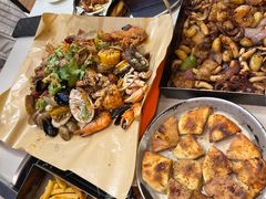 -老东镇啤酒屋海鲜加工·蒸汽海鲜·海鲜烧烤(台东店)