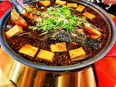 -三顾烤庐·烤鱼·烧烤·龙虾(奉贤店)