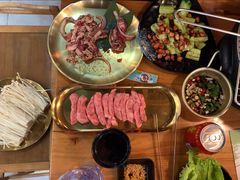 -合易泓烤肉·海肠捞饭(火车站店)