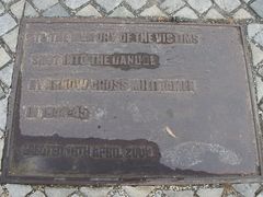 -多瑙河畔鞋履雕塑