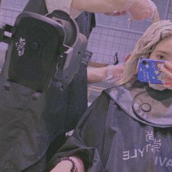 -AYO SALON