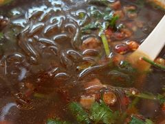 -小杨生煎(金山百联购物中心3楼店)