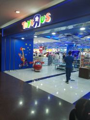 -玩具反斗城(正大广场店)