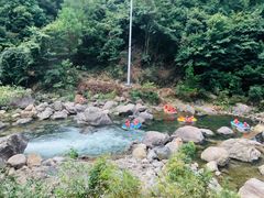 -安吉龙王山峡谷漂流