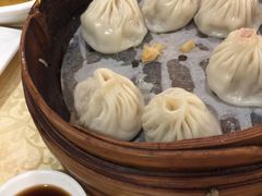 蟹粉小笼包-绿波廊(豫园店)