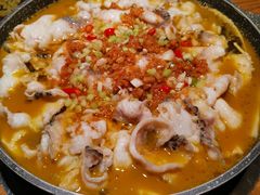 -山城外·非遗酸菜鱼(财富中心店)