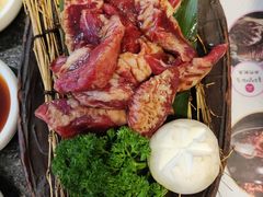 -草家酱蟹炭火烤肉店(珲春南路一店)